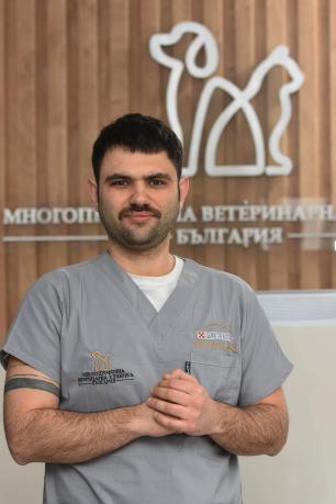 Д-р Радослав Веселинов